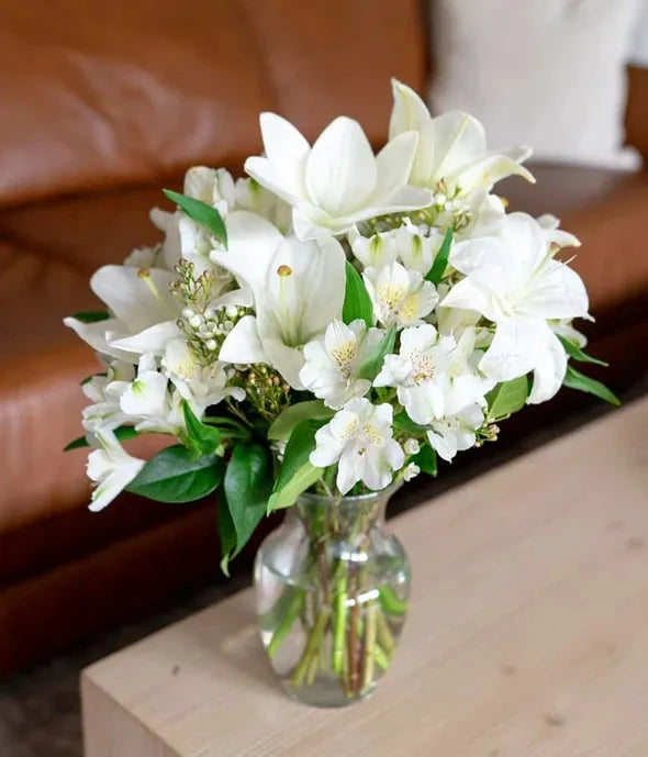 Life Well Lived Lily Bouquet 