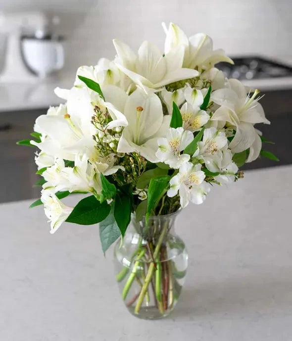 Life Well Lived Lily Bouquet 