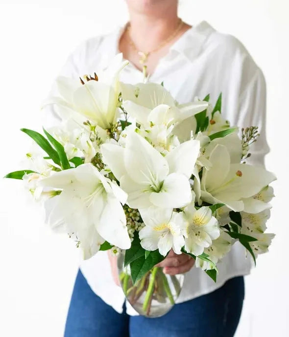 Life Well Lived Lily Bouquet 